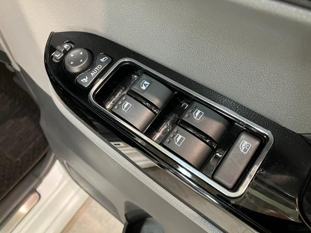 タントカスタムＸ　９型フルセグナビ　バックカメラ　前後ドラレコ衝突被害軽減ブレーキ　コーナーセンサー　フルセグナビ　Ｂｌｕｅｔｏｏｔｈ　ＤＶＤ再生　ＵＳＢ　バックカメラ　前後ドラレコ　両側電動スライドドア　前席シートヒーター　ＬＥＤ　スマートキー　エコアイドル（滋賀県）の中古車