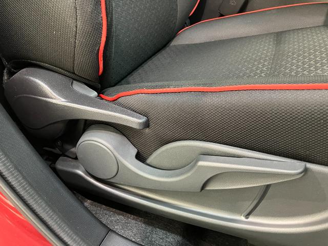 ロッキーＸ　ＨＥＶ　９型ディスプレイオーディオ　ドラレコ　車検整備付衝突被害軽減ブレーキ　コーナーセンサー　９型ディスプレイオーディオ　フルセグ　バックカメラ　Ｂｌｕｅｔｏｏｔｈ　ＵＳＢ　ＴＶコントロール　電動パーキング　ＬＥＤ　前後ドラレコ（滋賀県）の中古車