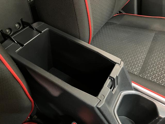 ロッキーＸ　ＨＥＶ　９型ディスプレイオーディオ　ドラレコ　車検整備付衝突被害軽減ブレーキ　コーナーセンサー　９型ディスプレイオーディオ　フルセグ　バックカメラ　Ｂｌｕｅｔｏｏｔｈ　ＵＳＢ　ＴＶコントロール　電動パーキング　ＬＥＤ　前後ドラレコ（滋賀県）の中古車