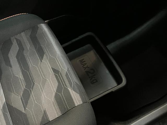 タフトG 4WD CDステレオ コーナーセンサー シートヒーター衝突被害軽減ブレーキ コーナーセンサー CDステレオ バックカメラ(ナビ装着時用) 前席シートヒーター 電動パーキング スカイフィールトップ LED オートライト オートエアコン スマートキー(滋賀県)の中古車