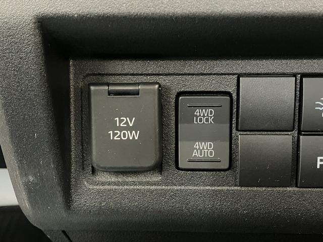 ハイゼットトラックスタンダード　４ＷＤ　ＣＶＴ車　ＣＤステレオ衝突被害軽減ブレーキ　コーナーセンサー　パートタイム４ＷＤ　ＣＤステレオ　マニュアルエアコン　マニュアルレベリング　オートライト（滋賀県）の中古車