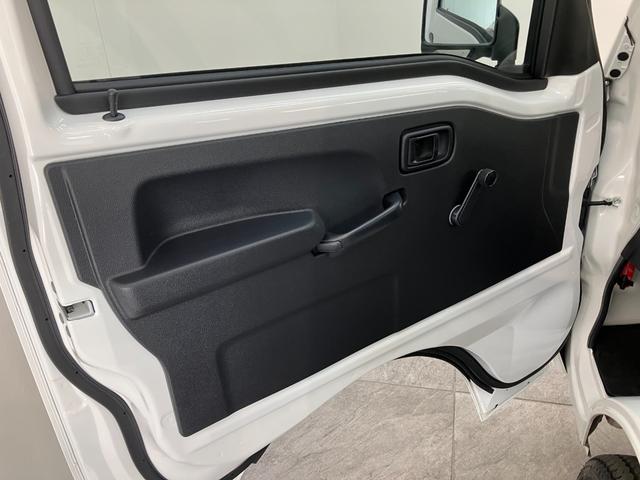 ハイゼットトラックスタンダード　４ＷＤ　ＣＶＴ車　ＣＤステレオ衝突被害軽減ブレーキ　コーナーセンサー　パートタイム４ＷＤ　ＣＤステレオ　マニュアルエアコン　マニュアルレベリング　オートライト（滋賀県）の中古車