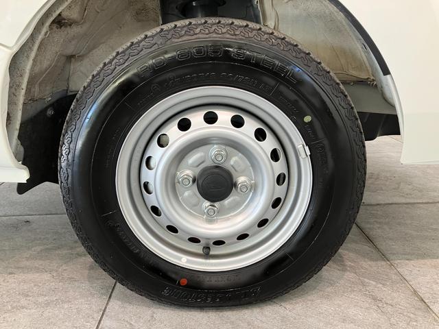 ハイゼットトラックスタンダード　４ＷＤ　ＣＶＴ車　ＣＤステレオ衝突被害軽減ブレーキ　コーナーセンサー　パートタイム４ＷＤ　ＣＤステレオ　マニュアルエアコン　マニュアルレベリング　オートライト（滋賀県）の中古車