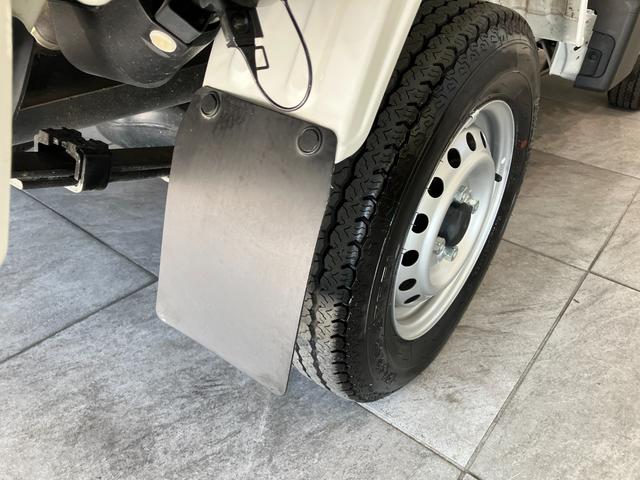 ハイゼットトラックスタンダード　４ＷＤ　ＣＶＴ車　ＣＤステレオ衝突被害軽減ブレーキ　コーナーセンサー　パートタイム４ＷＤ　ＣＤステレオ　マニュアルエアコン　マニュアルレベリング　オートライト（滋賀県）の中古車