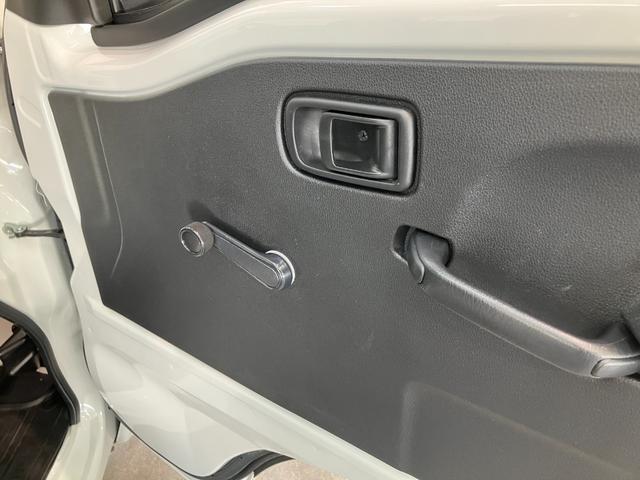 ハイゼットトラックスタンダード　４ＷＤ　ＣＶＴ車　ＣＤステレオ衝突被害軽減ブレーキ　コーナーセンサー　パートタイム４ＷＤ　ＣＤステレオ　マニュアルエアコン　マニュアルレベリング　オートライト（滋賀県）の中古車