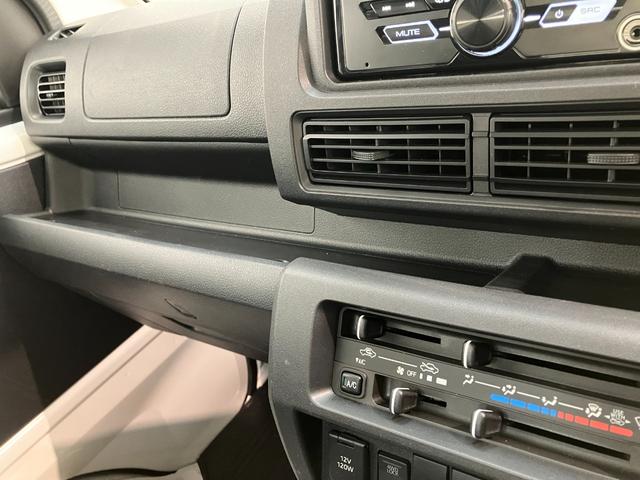 ハイゼットトラックスタンダード　４ＷＤ　ＣＶＴ車　ＣＤステレオ衝突被害軽減ブレーキ　コーナーセンサー　パートタイム４ＷＤ　ＣＤステレオ　マニュアルエアコン　マニュアルレベリング　オートライト（滋賀県）の中古車