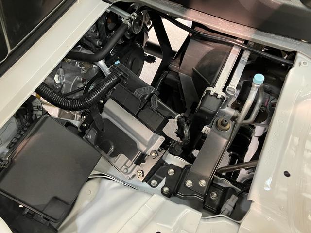 ハイゼットトラックスタンダード　４ＷＤ　ＣＶＴ車　ＣＤステレオ衝突被害軽減ブレーキ　コーナーセンサー　パートタイム４ＷＤ　ＣＤステレオ　マニュアルエアコン　マニュアルレベリング　オートライト（滋賀県）の中古車