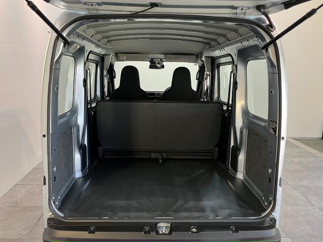 ハイゼットカーゴスペシャルクリーン　４ＷＤ　ＣＶＴ車　コーナーセンサー衝突被害軽減ブレーキ　スマアシ　コーナーセンサー　前席パワーウインドウ　ＡＭ／ＦＭステレオ　両側スライドドア　パートタイム４ＷＤ　オートライト　マニュアルレベリング（滋賀県）の中古車