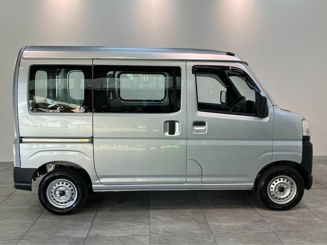 ハイゼットカーゴスペシャルクリーン　４ＷＤ　ＣＶＴ車　コーナーセンサー衝突被害軽減ブレーキ　スマアシ　コーナーセンサー　前席パワーウインドウ　ＡＭ／ＦＭステレオ　両側スライドドア　パートタイム４ＷＤ　オートライト　マニュアルレベリング（滋賀県）の中古車