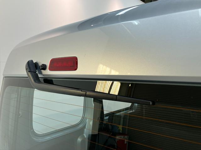 ハイゼットカーゴスペシャルクリーン　４ＷＤ　ＣＶＴ車　コーナーセンサー衝突被害軽減ブレーキ　スマアシ　コーナーセンサー　前席パワーウインドウ　ＡＭ／ＦＭステレオ　両側スライドドア　パートタイム４ＷＤ　オートライト　マニュアルレベリング（滋賀県）の中古車