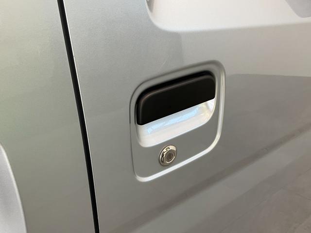 ハイゼットカーゴスペシャルクリーン　４ＷＤ　ＣＶＴ車　コーナーセンサー衝突被害軽減ブレーキ　スマアシ　コーナーセンサー　前席パワーウインドウ　ＡＭ／ＦＭステレオ　両側スライドドア　パートタイム４ＷＤ　オートライト　マニュアルレベリング（滋賀県）の中古車