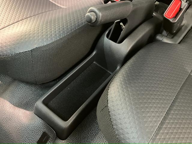 ハイゼットカーゴスペシャルクリーン　４ＷＤ　ＣＶＴ車　コーナーセンサー衝突被害軽減ブレーキ　スマアシ　コーナーセンサー　前席パワーウインドウ　ＡＭ／ＦＭステレオ　両側スライドドア　パートタイム４ＷＤ　オートライト　マニュアルレベリング（滋賀県）の中古車