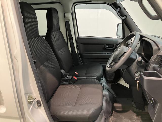 ハイゼットカーゴＤＸ　４ＷＤ　フルセグナビ　ドラレコ　キーレス　車検整備付衝突被害軽減ブレーキ　コーナーセンサー　前席パワーウインドウ　両側スライドドア　パートタイム４ＷＤ　マニュアルレベリング　フルセグナビ　ドラレコ　ＥＴＣ　ＤＶＤ再生　Ｂｌｕｅｔｏｏｔｈ　ＵＳＢ　ＬＥＤ（滋賀県）の中古車