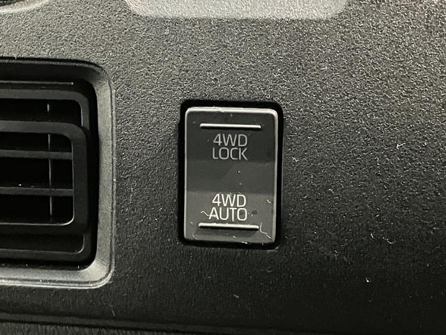 ハイゼットカーゴＤＸ　４ＷＤ　フルセグナビ　ドラレコ　キーレス　車検整備付衝突被害軽減ブレーキ　コーナーセンサー　前席パワーウインドウ　両側スライドドア　パートタイム４ＷＤ　マニュアルレベリング　フルセグナビ　ドラレコ　ＥＴＣ　ＤＶＤ再生　Ｂｌｕｅｔｏｏｔｈ　ＵＳＢ　ＬＥＤ（滋賀県）の中古車