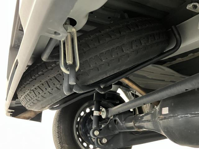 ハイゼットカーゴＤＸ　４ＷＤ　フルセグナビ　ドラレコ　キーレス　車検整備付衝突被害軽減ブレーキ　コーナーセンサー　前席パワーウインドウ　両側スライドドア　パートタイム４ＷＤ　マニュアルレベリング　フルセグナビ　ドラレコ　ＥＴＣ　ＤＶＤ再生　Ｂｌｕｅｔｏｏｔｈ　ＵＳＢ　ＬＥＤ（滋賀県）の中古車