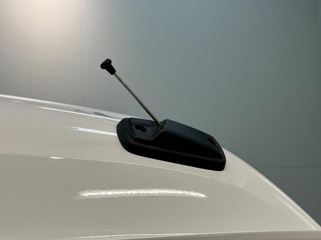 ハイゼットカーゴＤＸ　４ＷＤ　フルセグナビ　ドラレコ　キーレス　車検整備付衝突被害軽減ブレーキ　コーナーセンサー　前席パワーウインドウ　両側スライドドア　パートタイム４ＷＤ　マニュアルレベリング　フルセグナビ　ドラレコ　ＥＴＣ　ＤＶＤ再生　Ｂｌｕｅｔｏｏｔｈ　ＵＳＢ　ＬＥＤ（滋賀県）の中古車