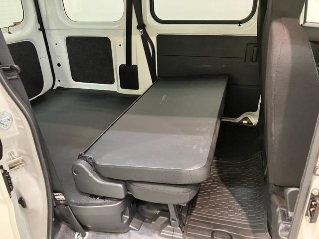 ハイゼットカーゴＤＸ　４ＷＤ　フルセグナビ　ドラレコ　キーレス　車検整備付衝突被害軽減ブレーキ　コーナーセンサー　前席パワーウインドウ　両側スライドドア　パートタイム４ＷＤ　マニュアルレベリング　フルセグナビ　ドラレコ　ＥＴＣ　ＤＶＤ再生　Ｂｌｕｅｔｏｏｔｈ　ＵＳＢ　ＬＥＤ（滋賀県）の中古車