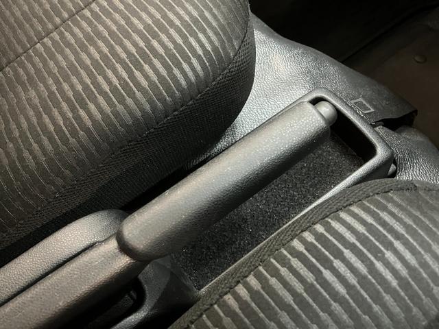 ハイゼットカーゴＤＸ　４ＷＤ　フルセグナビ　ドラレコ　キーレス　車検整備付衝突被害軽減ブレーキ　コーナーセンサー　前席パワーウインドウ　両側スライドドア　パートタイム４ＷＤ　マニュアルレベリング　フルセグナビ　ドラレコ　ＥＴＣ　ＤＶＤ再生　Ｂｌｕｅｔｏｏｔｈ　ＵＳＢ　ＬＥＤ（滋賀県）の中古車