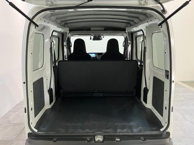 ハイゼットカーゴＤＸ　４ＷＤ　フルセグナビ　ドラレコ　ＥＴＣ　キーレス衝突被害軽減ブレーキ　スマアシ　コーナーセンサー　キーレス　前席パワーウインドウ　フルセグナビ　ドラレコ　ＥＴＣ　ＤＶＤ再生　Ｂｌｕｅｔｏｏｔｈ　ＵＳＢ　ＬＥＤ　オートライト　パートタイム４ＷＤ（滋賀県）の中古車