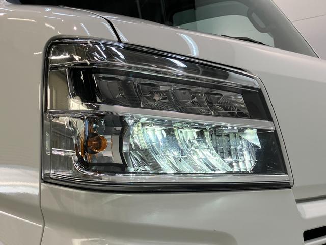 ハイゼットカーゴＤＸ　４ＷＤ　フルセグナビ　ドラレコ　ＥＴＣ　キーレス衝突被害軽減ブレーキ　スマアシ　コーナーセンサー　キーレス　前席パワーウインドウ　フルセグナビ　ドラレコ　ＥＴＣ　ＤＶＤ再生　Ｂｌｕｅｔｏｏｔｈ　ＵＳＢ　ＬＥＤ　オートライト　パートタイム４ＷＤ（滋賀県）の中古車