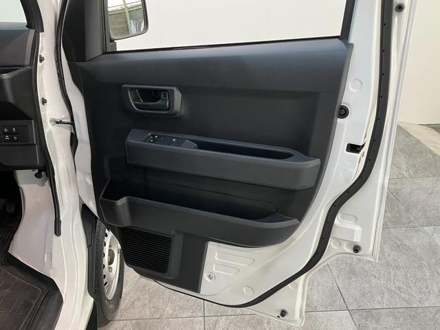 ハイゼットカーゴＤＸ　４ＷＤ　フルセグナビ　ドラレコ　ＥＴＣ　キーレス衝突被害軽減ブレーキ　スマアシ　コーナーセンサー　キーレス　前席パワーウインドウ　フルセグナビ　ドラレコ　ＥＴＣ　ＤＶＤ再生　Ｂｌｕｅｔｏｏｔｈ　ＵＳＢ　ＬＥＤ　オートライト　パートタイム４ＷＤ（滋賀県）の中古車