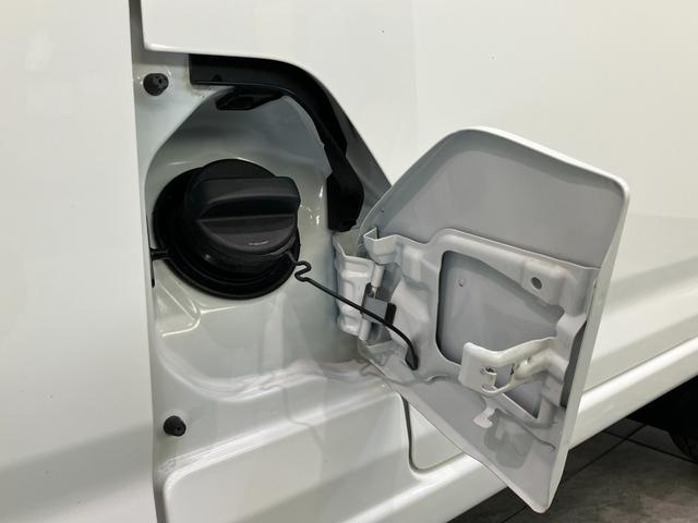 ハイゼットカーゴＤＸ　４ＷＤ　フルセグナビ　ドラレコ　ＥＴＣ　キーレス衝突被害軽減ブレーキ　スマアシ　コーナーセンサー　キーレス　前席パワーウインドウ　フルセグナビ　ドラレコ　ＥＴＣ　ＤＶＤ再生　Ｂｌｕｅｔｏｏｔｈ　ＵＳＢ　ＬＥＤ　オートライト　パートタイム４ＷＤ（滋賀県）の中古車