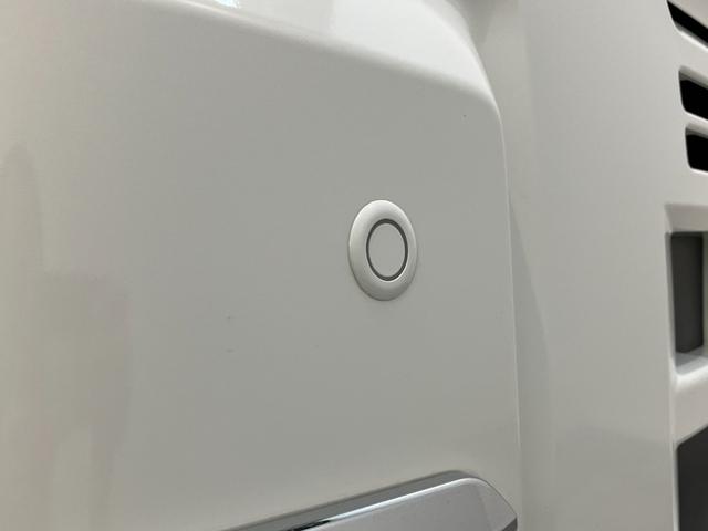 ハイゼットカーゴＤＸ　４ＷＤ　フルセグナビ　ドラレコ　ＥＴＣ　キーレス衝突被害軽減ブレーキ　スマアシ　コーナーセンサー　キーレス　前席パワーウインドウ　フルセグナビ　ドラレコ　ＥＴＣ　ＤＶＤ再生　Ｂｌｕｅｔｏｏｔｈ　ＵＳＢ　ＬＥＤ　オートライト　パートタイム４ＷＤ（滋賀県）の中古車