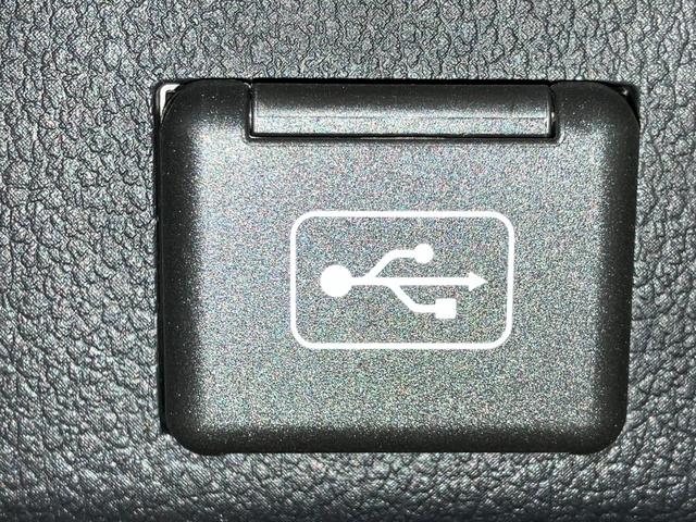 ハイゼットカーゴＤＸ　４ＷＤ　フルセグナビ　ドラレコ　ＥＴＣ　キーレス衝突被害軽減ブレーキ　スマアシ　コーナーセンサー　キーレス　前席パワーウインドウ　フルセグナビ　ドラレコ　ＥＴＣ　ＤＶＤ再生　Ｂｌｕｅｔｏｏｔｈ　ＵＳＢ　ＬＥＤ　オートライト　パートタイム４ＷＤ（滋賀県）の中古車