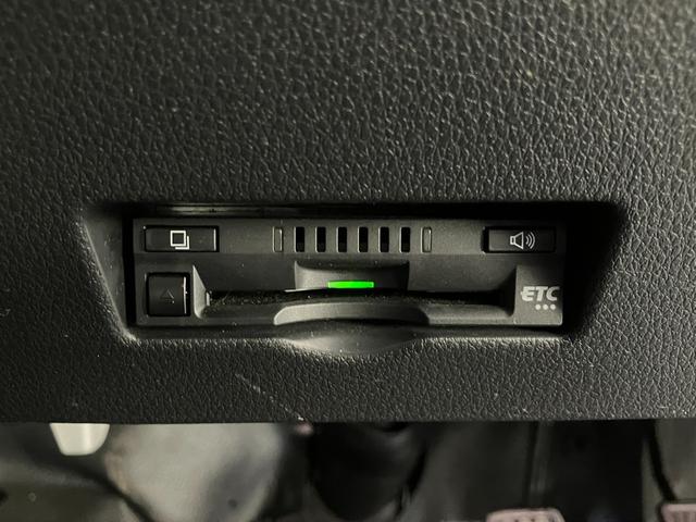 ハイゼットカーゴＤＸ　４ＷＤ　フルセグナビ　ドラレコ　ＥＴＣ　キーレス衝突被害軽減ブレーキ　スマアシ　コーナーセンサー　キーレス　前席パワーウインドウ　フルセグナビ　ドラレコ　ＥＴＣ　ＤＶＤ再生　Ｂｌｕｅｔｏｏｔｈ　ＵＳＢ　ＬＥＤ　オートライト　パートタイム４ＷＤ（滋賀県）の中古車