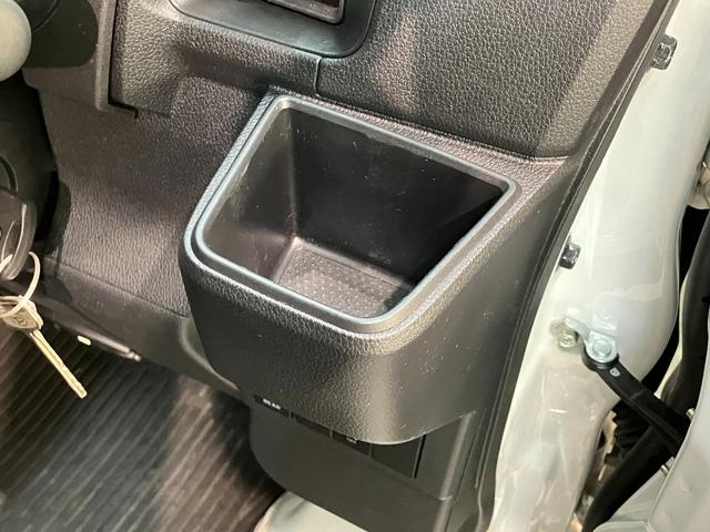 ハイゼットカーゴＤＸ　４ＷＤ　フルセグナビ　ドラレコ　ＥＴＣ　キーレス衝突被害軽減ブレーキ　スマアシ　コーナーセンサー　キーレス　前席パワーウインドウ　フルセグナビ　ドラレコ　ＥＴＣ　ＤＶＤ再生　Ｂｌｕｅｔｏｏｔｈ　ＵＳＢ　ＬＥＤ　オートライト　パートタイム４ＷＤ（滋賀県）の中古車