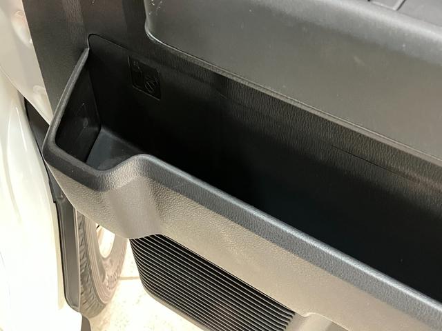 ハイゼットカーゴＤＸ　４ＷＤ　フルセグナビ　ドラレコ　ＥＴＣ　キーレス衝突被害軽減ブレーキ　スマアシ　コーナーセンサー　キーレス　前席パワーウインドウ　フルセグナビ　ドラレコ　ＥＴＣ　ＤＶＤ再生　Ｂｌｕｅｔｏｏｔｈ　ＵＳＢ　ＬＥＤ　オートライト　パートタイム４ＷＤ（滋賀県）の中古車