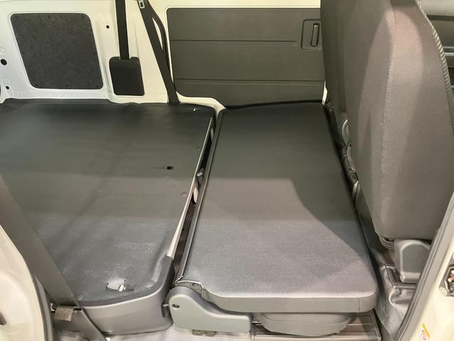 ハイゼットカーゴＤＸ　４ＷＤ　ＣＶＴ車　キーレス　前席パワーウインドウ衝突被害軽減ブレーキ　スマアシ　コーナーセンサー　ＣＤステレオ　ドラレコ　オートライト　キーレス　前席パワーウインドウ　両側スライドドア　パートタイム４ＷＤ（滋賀県）の中古車