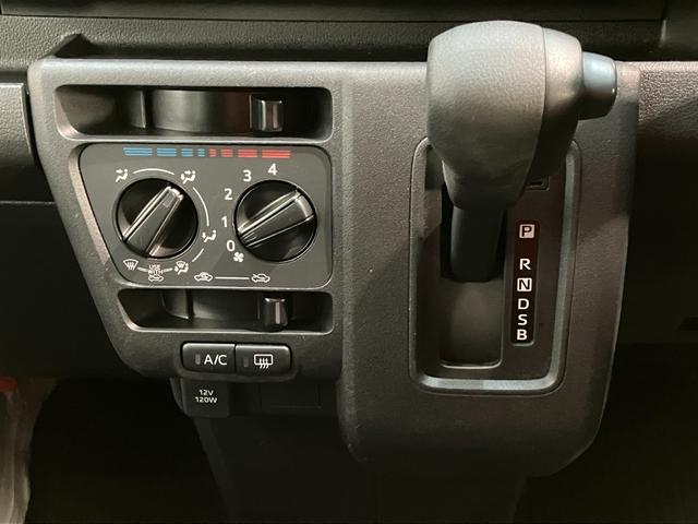 ハイゼットカーゴＤＸ　４ＷＤ　ＣＶＴ車　キーレス　前席パワーウインドウ衝突被害軽減ブレーキ　スマアシ　コーナーセンサー　ＣＤステレオ　ドラレコ　オートライト　キーレス　前席パワーウインドウ　両側スライドドア　パートタイム４ＷＤ（滋賀県）の中古車