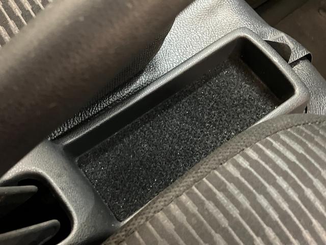 ハイゼットカーゴＤＸ　４ＷＤ　ＣＶＴ車　キーレス　前席パワーウインドウ衝突被害軽減ブレーキ　スマアシ　コーナーセンサー　ＣＤステレオ　ドラレコ　オートライト　キーレス　前席パワーウインドウ　両側スライドドア　パートタイム４ＷＤ（滋賀県）の中古車