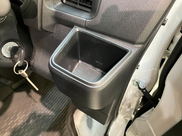 ハイゼットカーゴＤＸ　４ＷＤ　ＣＶＴ車　キーレス　前席パワーウインドウ衝突被害軽減ブレーキ　スマアシ　コーナーセンサー　ＣＤステレオ　ドラレコ　オートライト　キーレス　前席パワーウインドウ　両側スライドドア　パートタイム４ＷＤ（滋賀県）の中古車