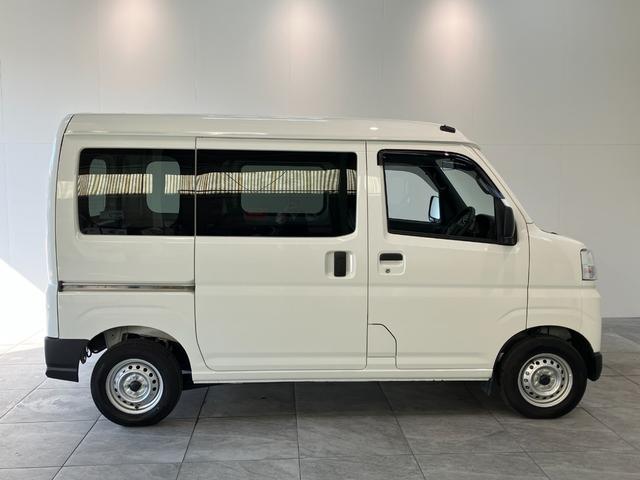 ハイゼットカーゴＤＸ　４ＷＤ　コーナーセンサー　ドラレコ　キーレス衝突被害軽減ブレーキ　スマアシ　コーナーセンサー　キーレス　前席パワーウインドウ　ＡＭ／ＦＭステレオ　ドラレコ　両側スライドドア　オートライト　マニュアルレベリング　パートタイム４ＷＤ（滋賀県）の中古車