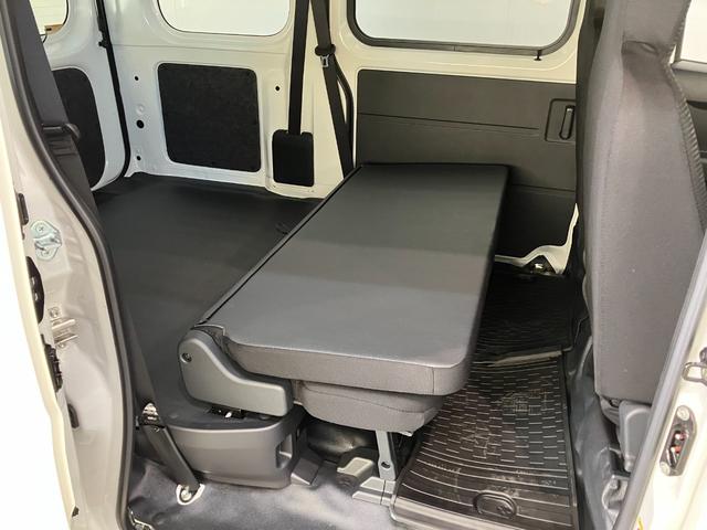 ハイゼットカーゴＤＸ　４ＷＤ　コーナーセンサー　ドラレコ　キーレス衝突被害軽減ブレーキ　スマアシ　コーナーセンサー　キーレス　前席パワーウインドウ　ＡＭ／ＦＭステレオ　ドラレコ　両側スライドドア　オートライト　マニュアルレベリング　パートタイム４ＷＤ（滋賀県）の中古車