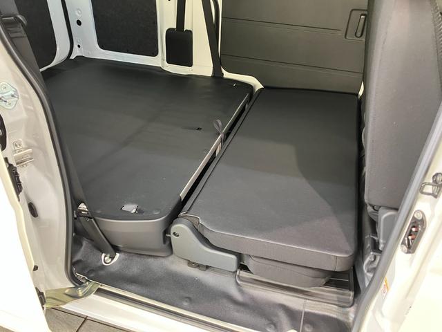 ハイゼットカーゴＤＸ　４ＷＤ　コーナーセンサー　ドラレコ　キーレス衝突被害軽減ブレーキ　スマアシ　コーナーセンサー　キーレス　前席パワーウインドウ　ＡＭ／ＦＭステレオ　ドラレコ　両側スライドドア　オートライト　マニュアルレベリング　パートタイム４ＷＤ（滋賀県）の中古車