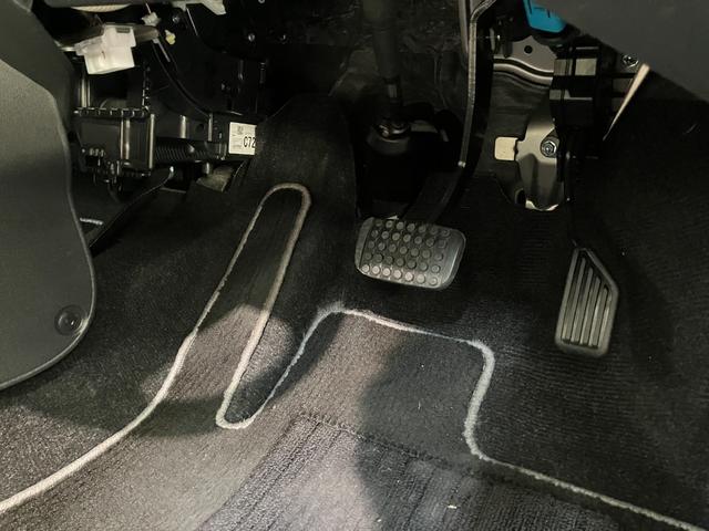 コペン20thアニバーサリーエディション ディスプレイオーディオ電動オープンルーフ 9型ディスプレイオーディオ バックカメラ Bluetooth USB ETC車載器 パドルシフト MOMO製ハンドル BBS製アルミホイール シートヒーター LED オートライト(滋賀県)の中古車