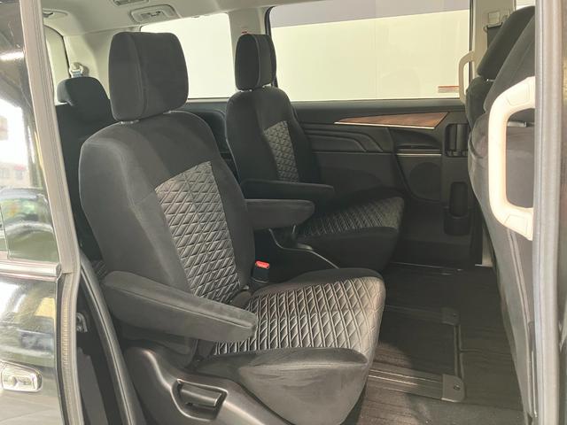 デリカＤ：５Ｐ　４ＷＤ　ディーゼル　フルセグナビ　フリップダウンモニター衝突軽減被害ブレーキ　フルセグナビ　パノラマカメラ　Ｂｌｕｅｔｏｏｔｈ　ＵＳＢ　後席モニター　両側電動スライドドア　クルコン　シートヒーター　オートステップ　ＬＥＤ　パワーバックドア（滋賀県）の中古車