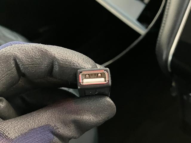 デリカＤ：５Ｐ　４ＷＤ　ディーゼル　フルセグナビ　フリップダウンモニター衝突軽減被害ブレーキ　フルセグナビ　パノラマカメラ　Ｂｌｕｅｔｏｏｔｈ　ＵＳＢ　後席モニター　両側電動スライドドア　クルコン　シートヒーター　オートステップ　ＬＥＤ　パワーバックドア（滋賀県）の中古車