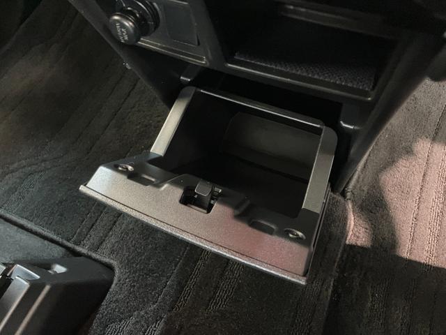 デリカＤ：５Ｐ　４ＷＤ　ディーゼル　フルセグナビ　フリップダウンモニター衝突軽減被害ブレーキ　フルセグナビ　パノラマカメラ　Ｂｌｕｅｔｏｏｔｈ　ＵＳＢ　後席モニター　両側電動スライドドア　クルコン　シートヒーター　オートステップ　ＬＥＤ　パワーバックドア（滋賀県）の中古車