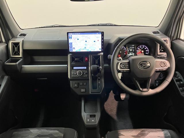 タフトＧダーククロムベンチャー　１０型ナビ　届出済未使用車衝突被害軽減ブレーキ　コーナーセンサー　１０型フルセグナビ　バックカメラ　ＤＶＤ再生　Ｂｌｕｅｔｏｏｔｈ　ＵＳＢ　前後ドラレコ　前席シートヒーター　電動パーキング　ＬＥＤ　オートライト　クルコン（滋賀県）の中古車