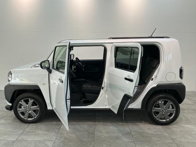 タフトＧダーククロムベンチャー　１０型ナビ　届出済未使用車衝突被害軽減ブレーキ　コーナーセンサー　１０型フルセグナビ　バックカメラ　ＤＶＤ再生　Ｂｌｕｅｔｏｏｔｈ　ＵＳＢ　前後ドラレコ　前席シートヒーター　電動パーキング　ＬＥＤ　オートライト　クルコン（滋賀県）の中古車