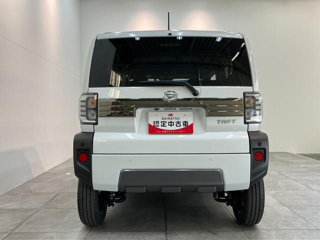 タフトＧダーククロムベンチャー　１０型ナビ　届出済未使用車衝突被害軽減ブレーキ　コーナーセンサー　１０型フルセグナビ　バックカメラ　ＤＶＤ再生　Ｂｌｕｅｔｏｏｔｈ　ＵＳＢ　前後ドラレコ　前席シートヒーター　電動パーキング　ＬＥＤ　オートライト　クルコン（滋賀県）の中古車