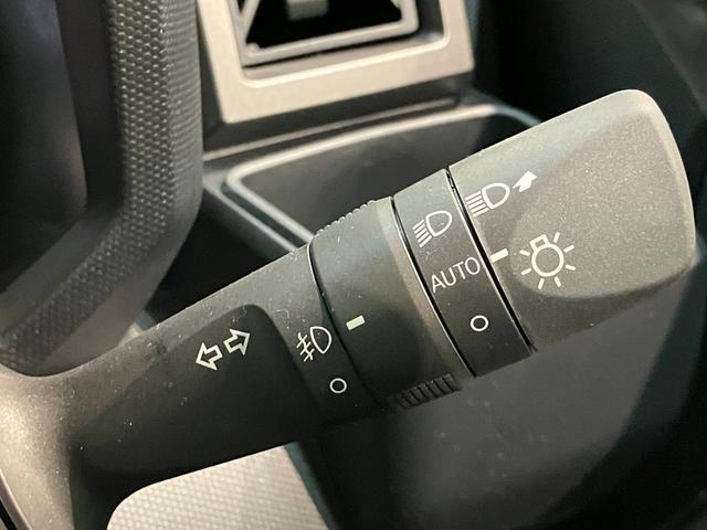 タフトＧダーククロムベンチャー　１０型ナビ　届出済未使用車衝突被害軽減ブレーキ　コーナーセンサー　１０型フルセグナビ　バックカメラ　ＤＶＤ再生　Ｂｌｕｅｔｏｏｔｈ　ＵＳＢ　前後ドラレコ　前席シートヒーター　電動パーキング　ＬＥＤ　オートライト　クルコン（滋賀県）の中古車