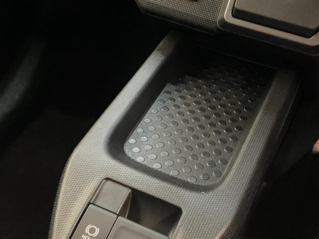 タフトＧダーククロムベンチャー　１０型ナビ　届出済未使用車衝突被害軽減ブレーキ　コーナーセンサー　１０型フルセグナビ　バックカメラ　ＤＶＤ再生　Ｂｌｕｅｔｏｏｔｈ　ＵＳＢ　前後ドラレコ　前席シートヒーター　電動パーキング　ＬＥＤ　オートライト　クルコン（滋賀県）の中古車