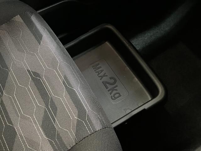 タフトＧダーククロムベンチャー　１０型ナビ　届出済未使用車衝突被害軽減ブレーキ　コーナーセンサー　１０型フルセグナビ　バックカメラ　ＤＶＤ再生　Ｂｌｕｅｔｏｏｔｈ　ＵＳＢ　前後ドラレコ　前席シートヒーター　電動パーキング　ＬＥＤ　オートライト　クルコン（滋賀県）の中古車