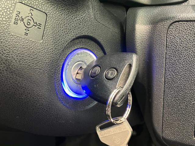 ミライースL SAIII コーナーセンサー キーレス 車検整備付衝突被害軽減ブレーキ コーナーセンサー マニュアルレベリング マニュアルエアコン キーレスエントリー 電動格納式ミラー エコアイドル(滋賀県)の中古車