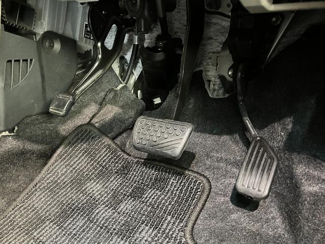 ムーヴＸリミテッド２ＳＡ３　スマートキー　シートヒーター　ＬＥＤ衝突被害軽減ブレーキ　ＣＤステレオ　バックカメラ（ナビ装着時用）　シートヒーター　ＬＥＤヘッドライト　オートライト　オートエアコン　電動格納式ミラー　スマートキー　エコアイドル（滋賀県）の中古車